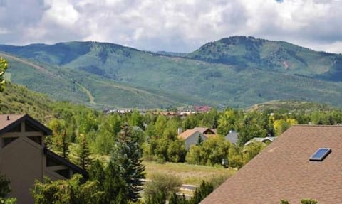 2 Mi to Park City Resort Mountain Retreat with Deck House in Park City