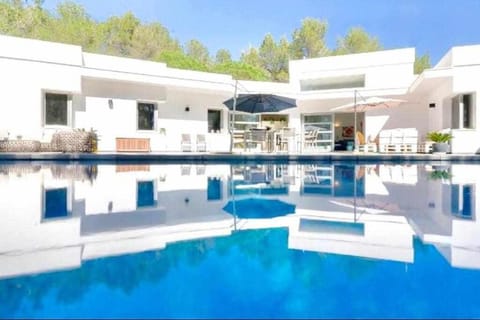 Beautiful villa with Private Wood Villa in Ibiza
