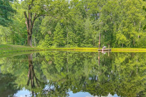 20-Acre Cabin with Pond 5 Mi to Biltmore Estate! Cabin in Asheville