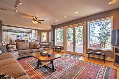 Airy Breckenridge Home with Hot Tub, Decks and Grill! House in Breckenridge