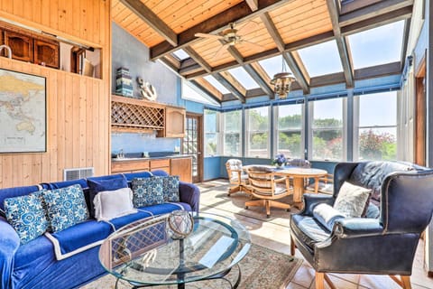 Oceanfront Irish Beach Sea Haven Home with Hot Tub Maison in Mendocino County