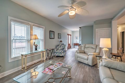 Updated Family Getaway Walk to Sea Haven Beach! House in North Topsail Beach