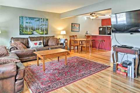Dog-Friendly Frisco Townhome Walk to Downtown! Maison in Frisco