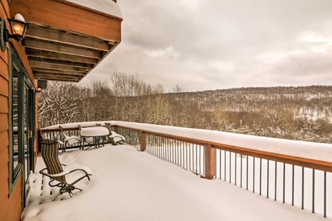 Mountaintop Ellicottville Home 7 Mi to Ski Resort House in Cattaraugus