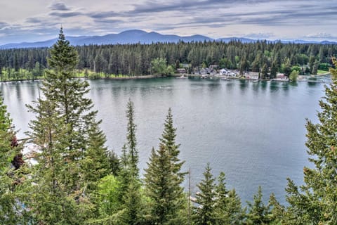 Honeysuckle on Hayden Lakefront Home with Dock! House in Kootenai County