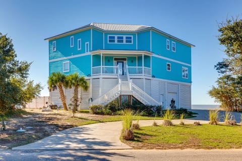 Ocean Springs Magnolia Beach House on Pvt Beach! House in Mississippi