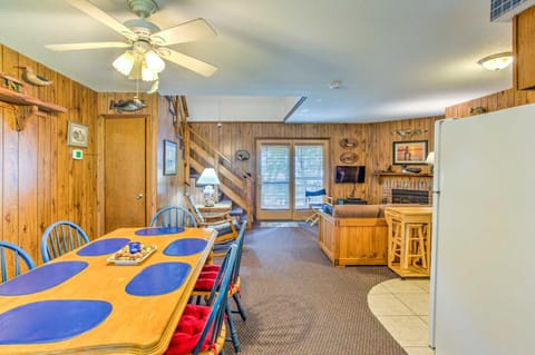 Clearwater Lake Getaway with Shared Pool and Boat Dock House in Clearwater Lake