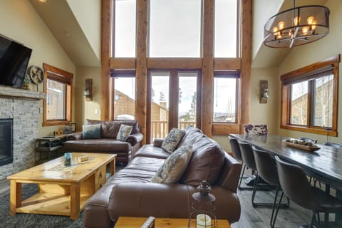 Colorado Lodge with Mtn Views - 3 Mi to Winter Park! House in Fraser