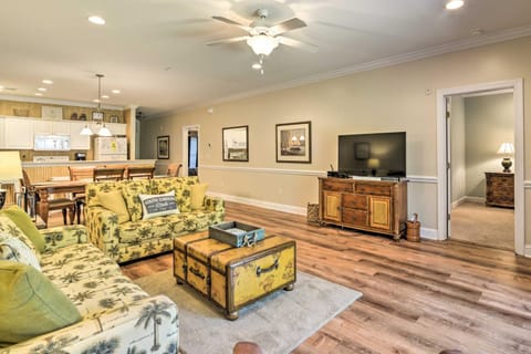 Murrells Inlet Condo with Pool Access Near Beach! Apartment in Garden City