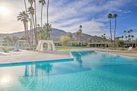 Luxe Palm Desert Home Patio, Grill and Mtn Views! Casa in Rancho Mirage