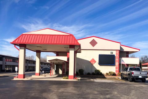 Econo Lodge Hotel in Oklahoma City