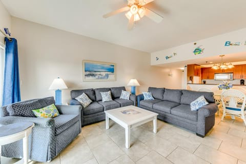 Redington Shores Retreat with Beach Access! Apartamento in Redington Shores