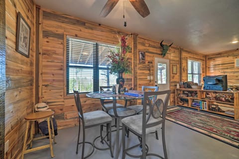 Sardis Serenity 1BR Clayton Cabin with Lake View! Haus in Oklahoma