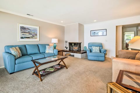 Lincoln City Vacation Rental with Pool and Ocean Views Condo in Lincoln Beach