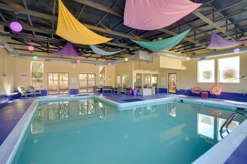 Lincoln City Vacation Rental with Pool and Ocean Views Apartment in Lincoln Beach