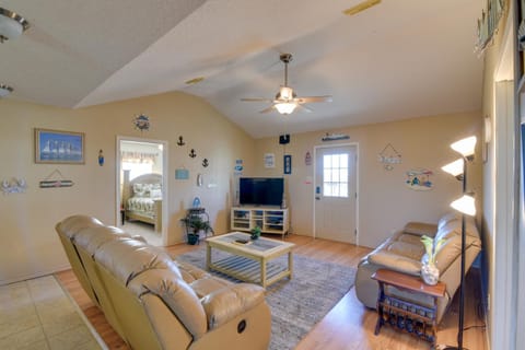 Sunset-View Surfside Beach House Walk to Beach! House in Surfside Beach