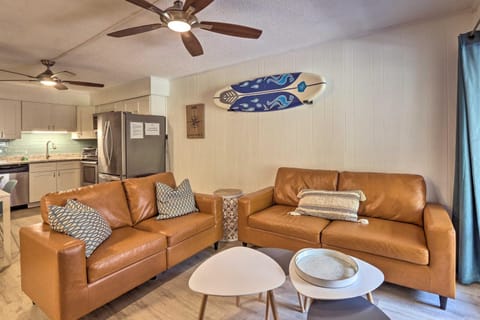 Hilton Head Condo with Covered Balcony and Pool Access Apartment in North Forest Beach