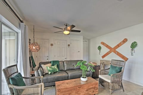 Emerald Hideaway Renovated Condo in Navarre Beach Apartment in Pensacola Beach