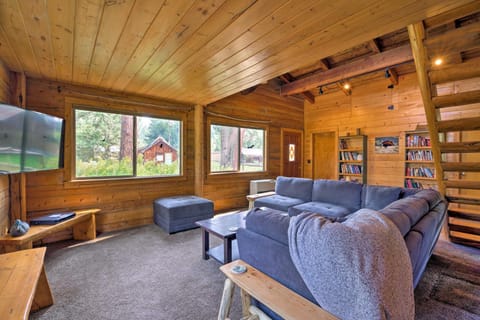 Rustic Idaho Cabin Less Than 10 Mi to Payette Lake! House in Salmon River