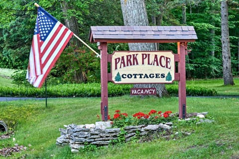 Pine Cottage Duplex with Deck Walk to State Park! Casa in Ephraim