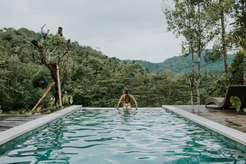 Swimming pool, Swimming pool