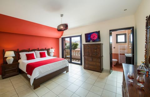Manolia Dream Apartment 3-bedrooms 30m to the beach Condominio in Agia Marina