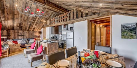 Résidence Le Chardonnet - 4 Pièces pour 7 Personnes 99 Apartment in Champagny-en-Vanoise