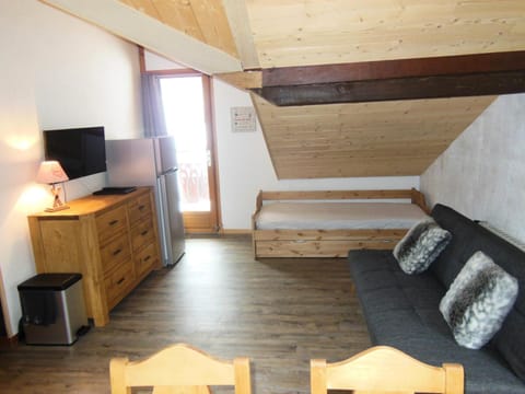 Chalet Fleur De Neige - 2 Pièces pour 4 Personnes 42 Appartement in Champagny-en-Vanoise