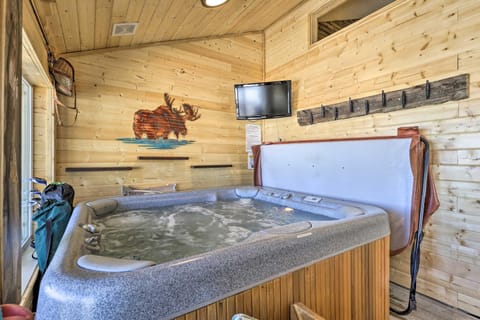 Hot Tub, Walk to Granby Ranch Family Getaway! Apartment in Granby