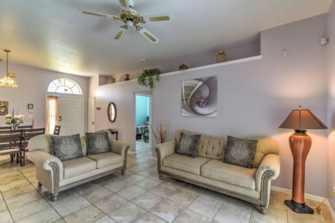 Sunny Kissimmee Retreat with Pool, Near Disney! House in Kissimmee