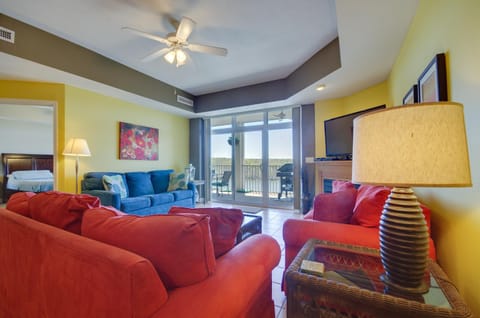 Lakefront Osage Beach Condo Balcony and Pool Access Eigentumswohnung in Osage Beach