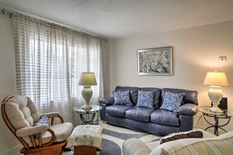Quiet Home Near Shopping and 15 Miles From Orlando! Maison in Altamonte Springs