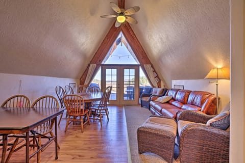 Mtn Cabin Between Bryce Canyon and Zion Natl Parks! House in Utah