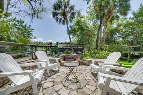 Riverside Dunnellon Home with Private Dock and Kayaks! Casa in Dunnellon