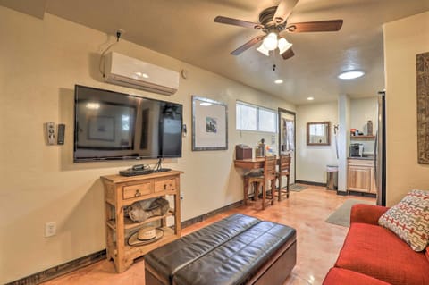 Pet-Friendly Tucson Casita Shared Hot Tub and Porch House in Catalina Foothills