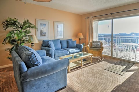 Waterfront Condo with Patio and Pool on Madeira Beach! Condo in Madeira Beach