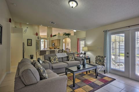 Clermont Villa with Pool and Lanai - 12 Mi to Disney! Villa in Four Corners