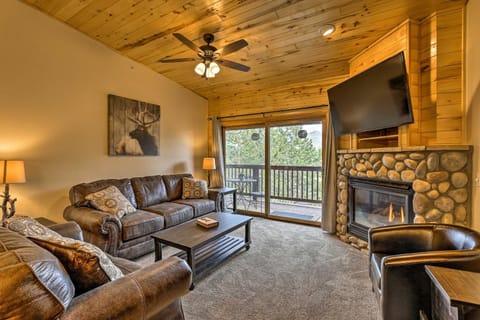 Cozy Condo with Mtn Views and Deck Walk to Grand Lake Eigentumswohnung in Grand Lake
