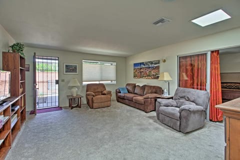 Green Valley Townhouse w/Patio & Resort Amenities! Maison in Sahuarita