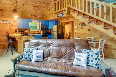 Luray Cabin Near Downtown and Shenandoah River Apartment in Shenandoah Valley