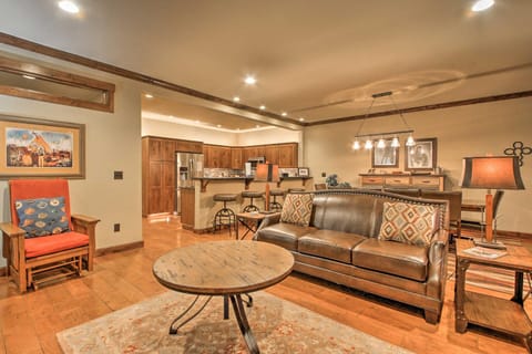 Red Lodge Townhome with Private Hot Tub and Mtn Views! Casa in Red Lodge