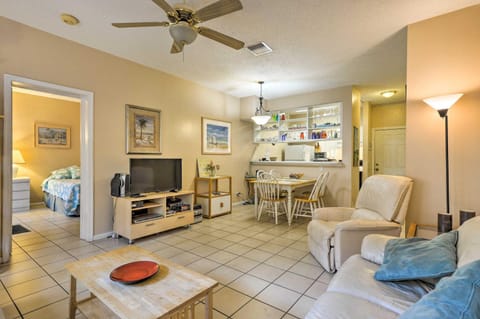 Ft Lauderdale Area Condo - Walk to Beach and Shops! Condo in Lauderdale-by-the-Sea