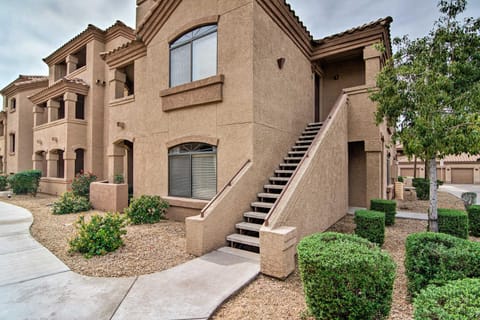 Chic Condo with Pool Access 3 Mi to TPC Scottsdale! Wohnung in Scottsdale