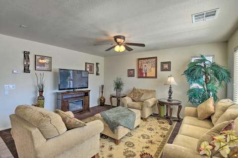 San Tan Valley Home with Private Pool and Hot Tub! House in Johnson Ranch