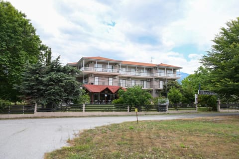 Property building, Facade/entrance, Day