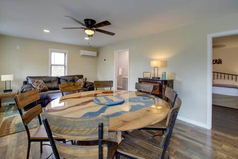 Dandridge Vacation Rental with Fishing Pier and Grill! Maison in Douglas Lake