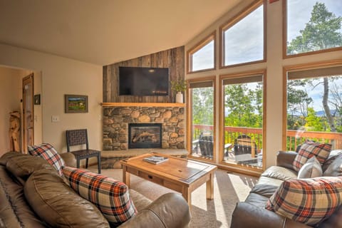 Luxury Fairplay Home with Deck, Grill and Mtn Views! House in Park County