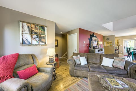 Uptown Pagosa Springs Townhome Hike, Ski and Soak! House in Pagosa Springs