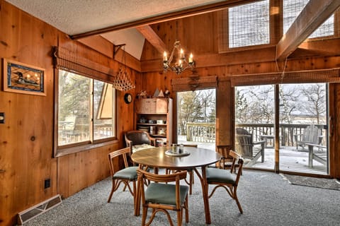 Lakeview 10-Acre Kimball Cabin with Private Beach! Maison in Minnesota
