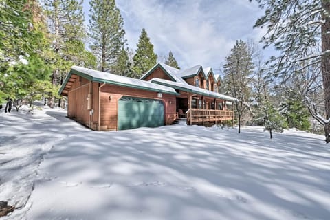Peaceful Arnold Home with Hot Tub Near Bear Valley! Casa in Arnold